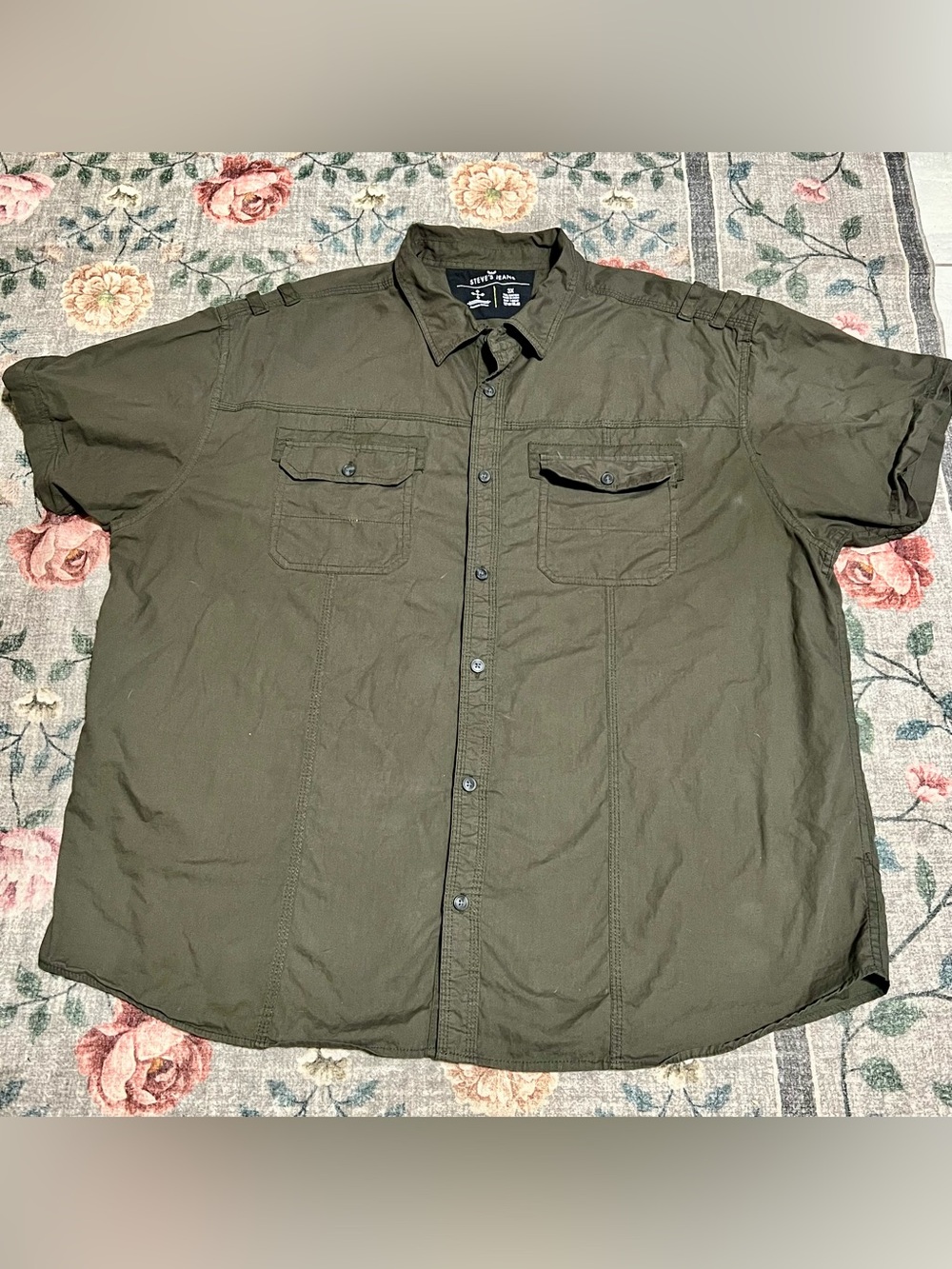 CLOSET CLEAN OUT - Steve’s Jeans Mens Cotton Green Military Style Short Sleeve B